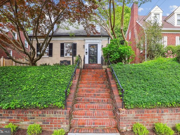 2412 Sanford St, Alexandria, VA 22301