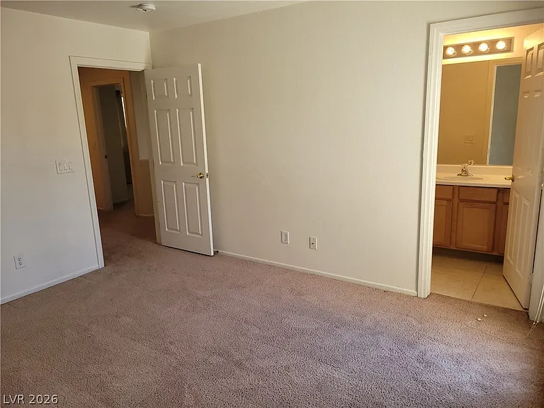 9275 Hollander Ave — Photo 13