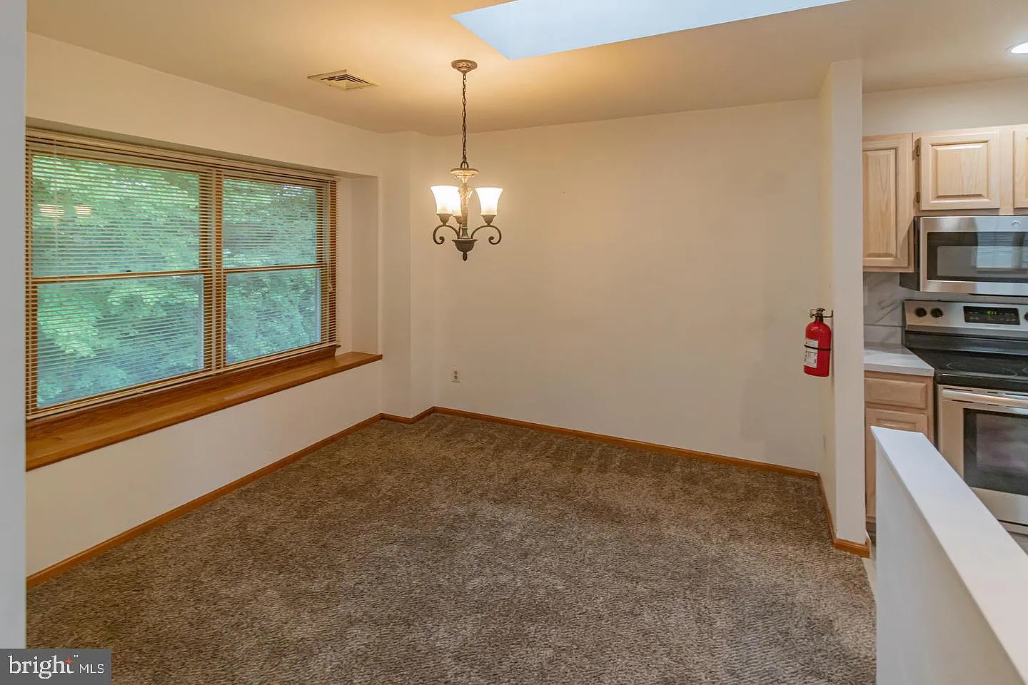 2 bed, 2.0 bath, 1132 sqft, $2,500 — Photo 4