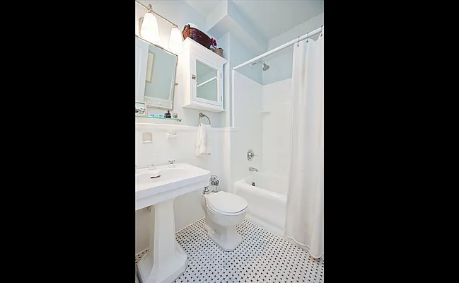 Sold by Douglas Elliman | media 12