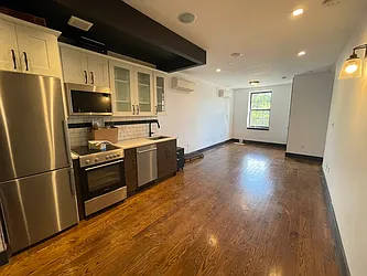 Rented by Tapiro Realty