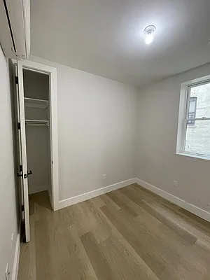 Rented by Aron Fried, LREB | media 9