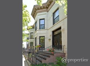 19 S Oakley Blvd, Chicago, IL 60612