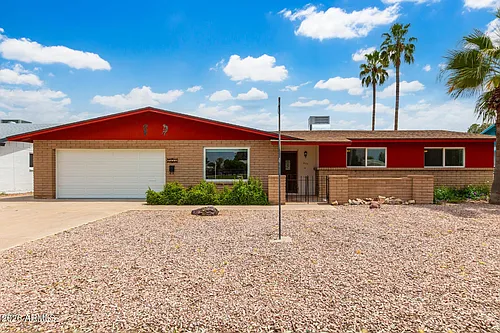 2111 S River Dr Photo 1 2111 S River Dr Photo 1