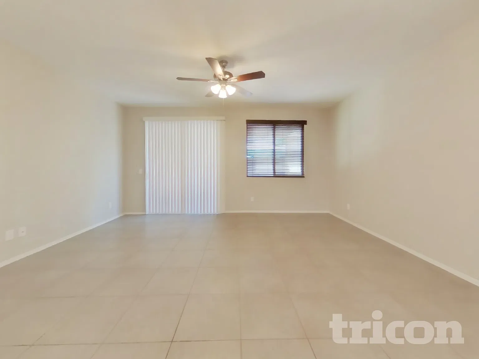 12068 W Tether Trail Peoria AZ — Photo 3