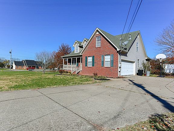 3rd image of 3112 Lancelot Dr