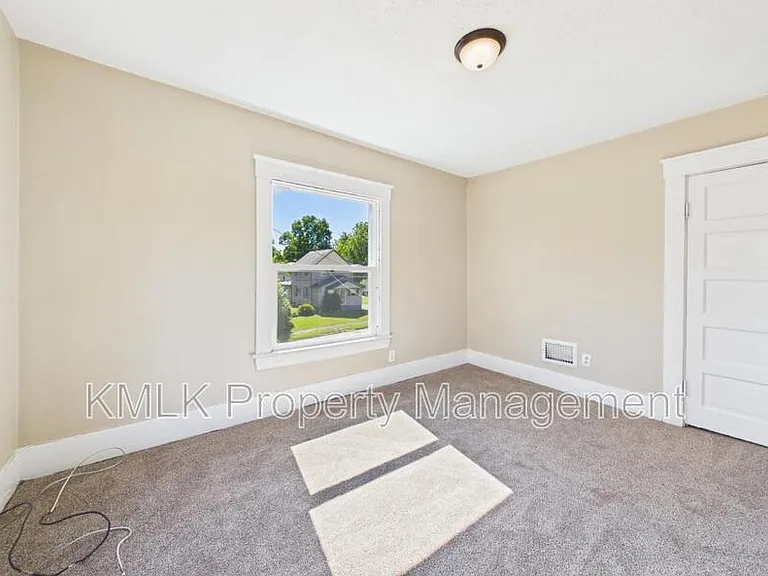 49 Prospect St — Photo 18