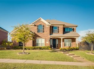 409 Kearsarge St, Desoto, TX 75115