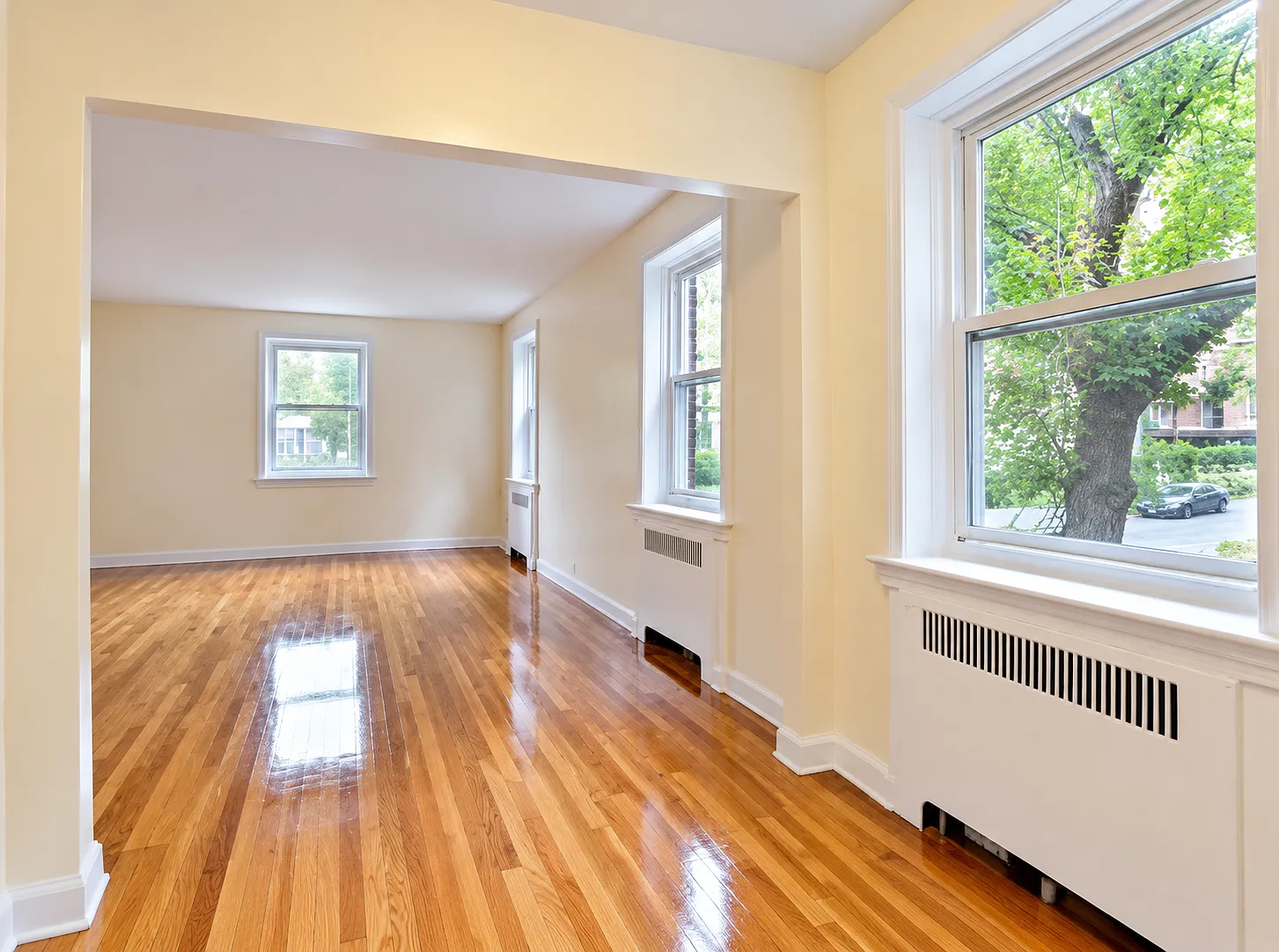 2 bed, 850 sqft, $1,600 — Photo 4