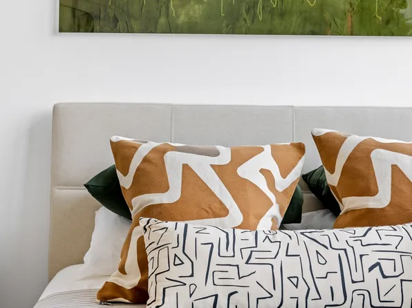 500 Degraw Street image 10 of 26