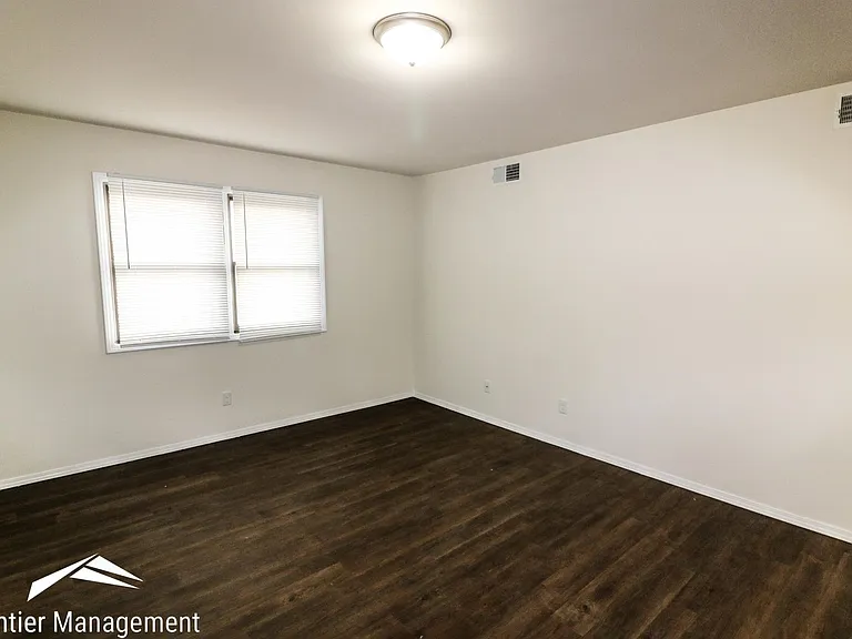 1225 Ratone — Photo 3