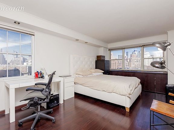 5th image of 15 Charles St APT 9E