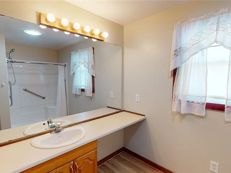357 Lowden Point Rd — Photo 12