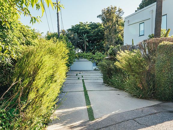 4th image of 8036 Woodrow Wilson Dr