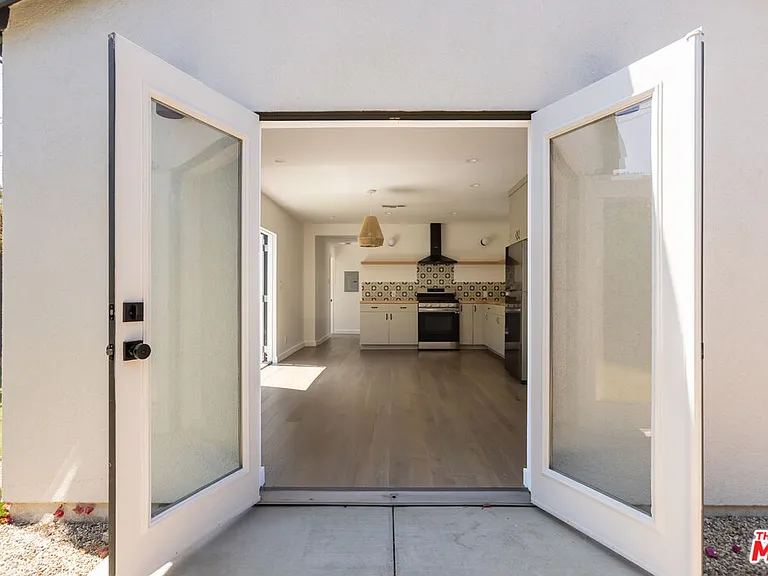 3618 Chesapeake Ave — Photo 9