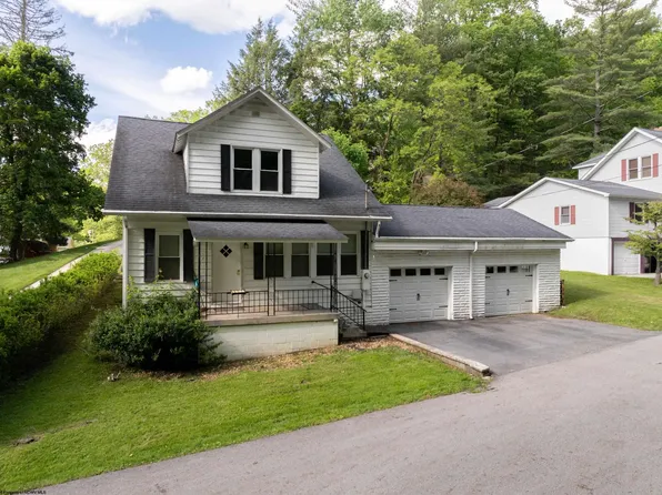 301 Marro Dr, Elkins, WV 26241