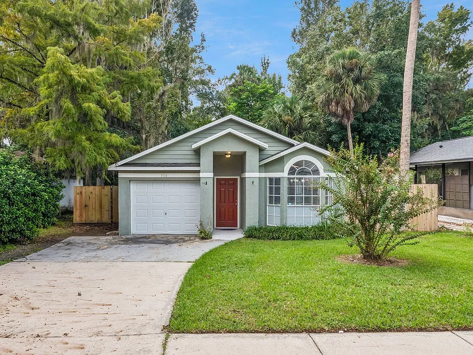 316 McCoy Village Ct