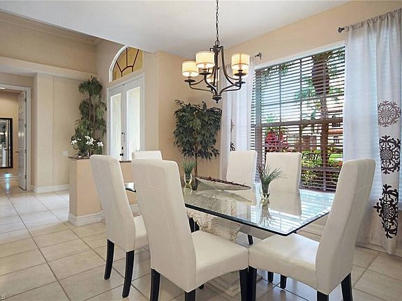 5th image of 5613 Harbour Cir
