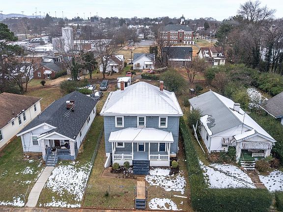4th image of 307 Saint Augustine St