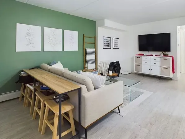 141 Cooper Street image 1 of 12