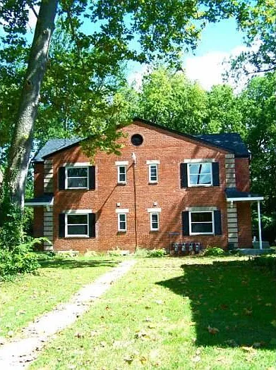 748 S Chesterfield Rd — Photo 1
