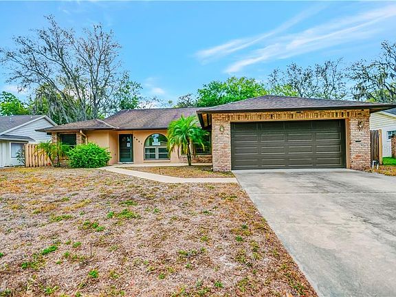 2nd image of 3931 Greenview Pines Ct