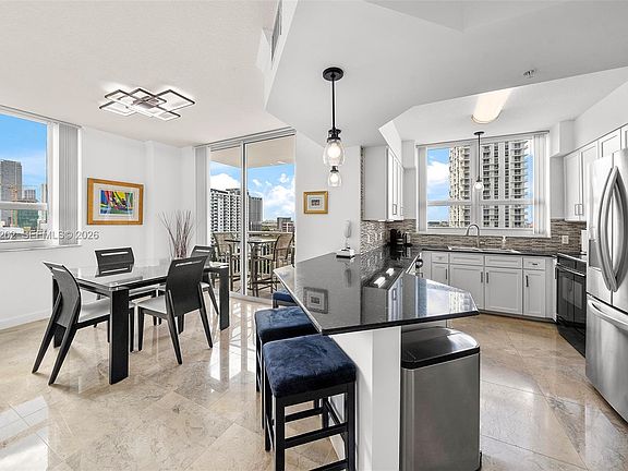 2nd image of 2000 N Bayshore Dr APT 1502