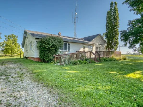 5798 N Briggs Rd, Stanton, MI 48888