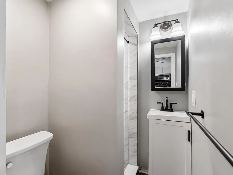 23 Harris St #1 — Photo 11