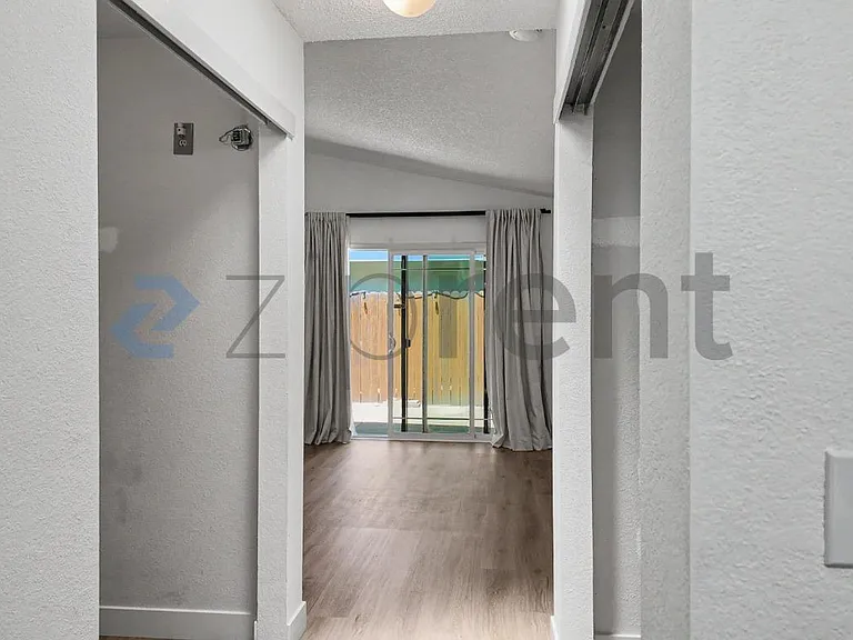 691 Cutting Way — Photo 42