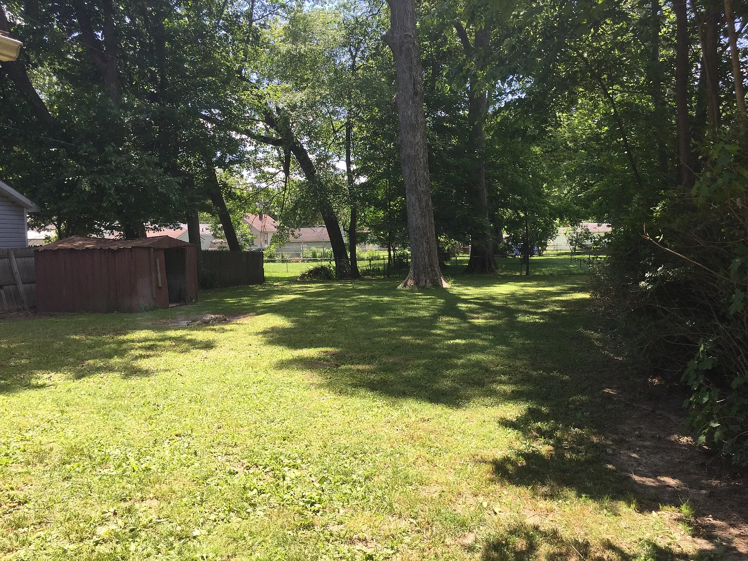 3 bed, 1200 sqft, $1,400 — Photo 2