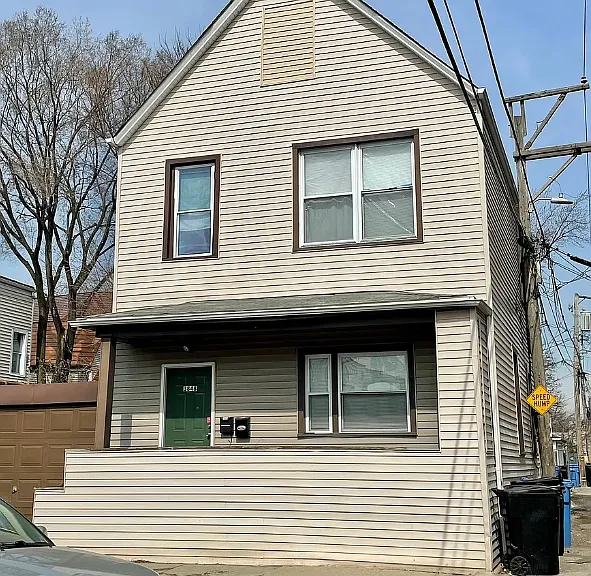3848 W Roscoe St #1 — Photo 1