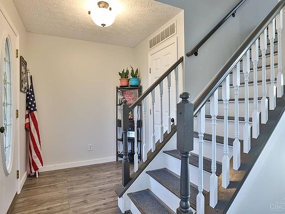 4th image of 371 Carroll St