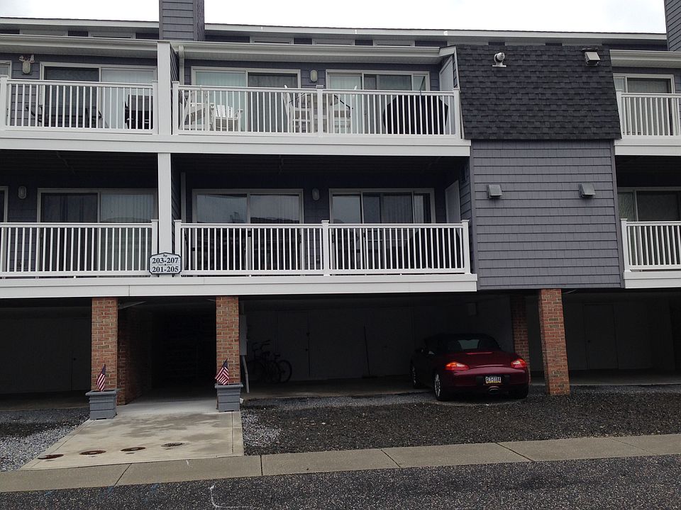 1st image of 205 Limpet Dr #205