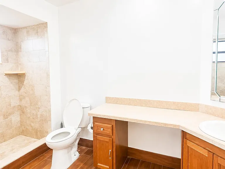 4727 Southern Pacific Dr — Photo 10
