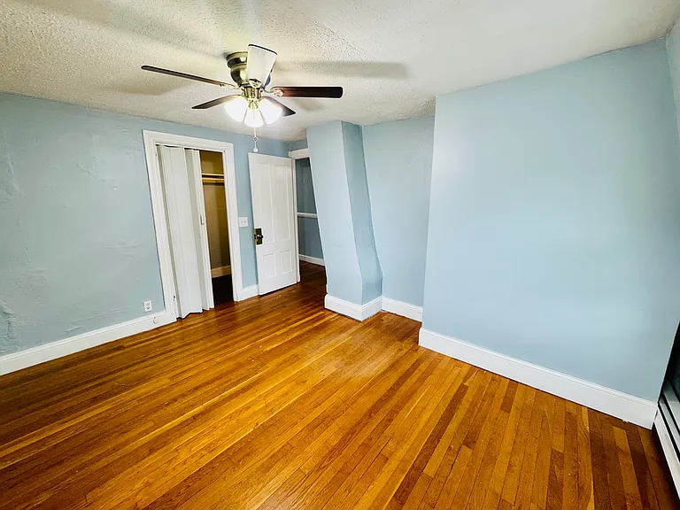 38 Ivy St #3 — Photo 8