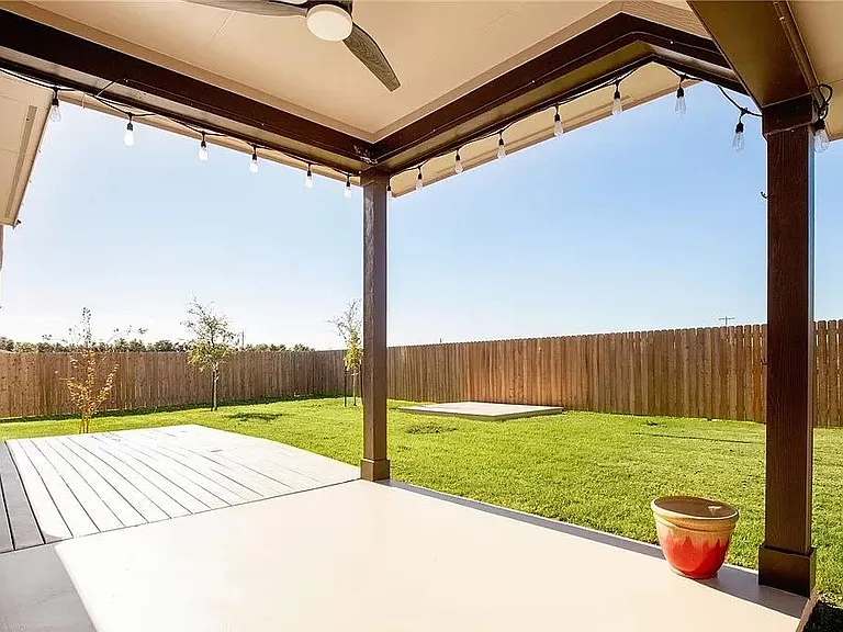 3028 Saddlehorn Dr — Photo 3
