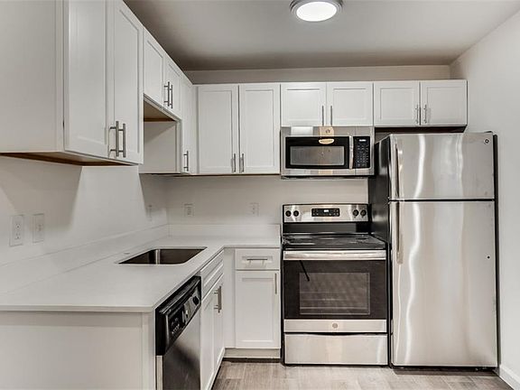 5th image of 4919 San Jacinto St APT 101
