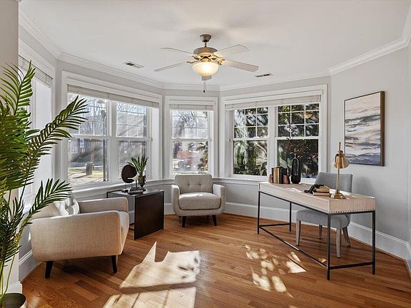 4th image of 188 Finsbury St