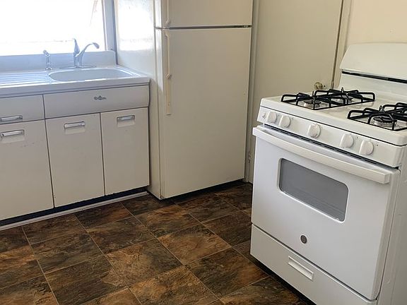 2nd image of 417 S Michigan Ave APT 3