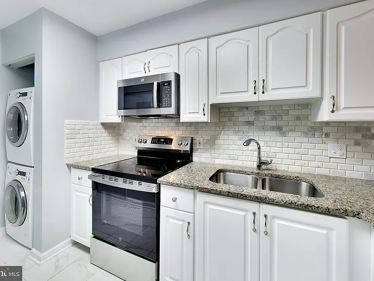 10823 Hampton Mill Ter #370 — Photo 10