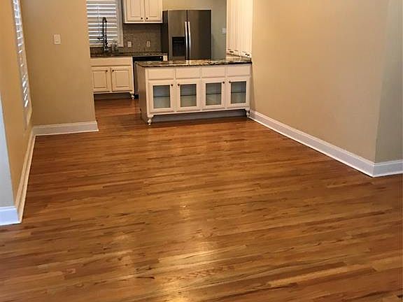 5th image of 2905 University Blvd