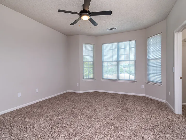 The Berkeley At Southpoint — Photo 45