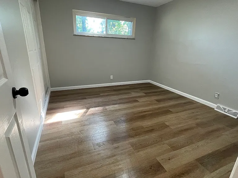 8800 Cochise Dr — Photo 9