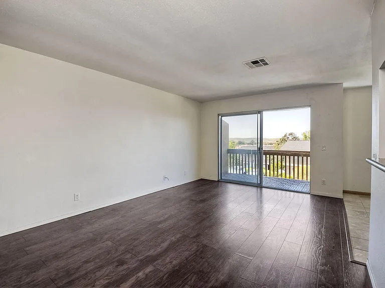 4218 Fiesta Way #3 — Photo 10