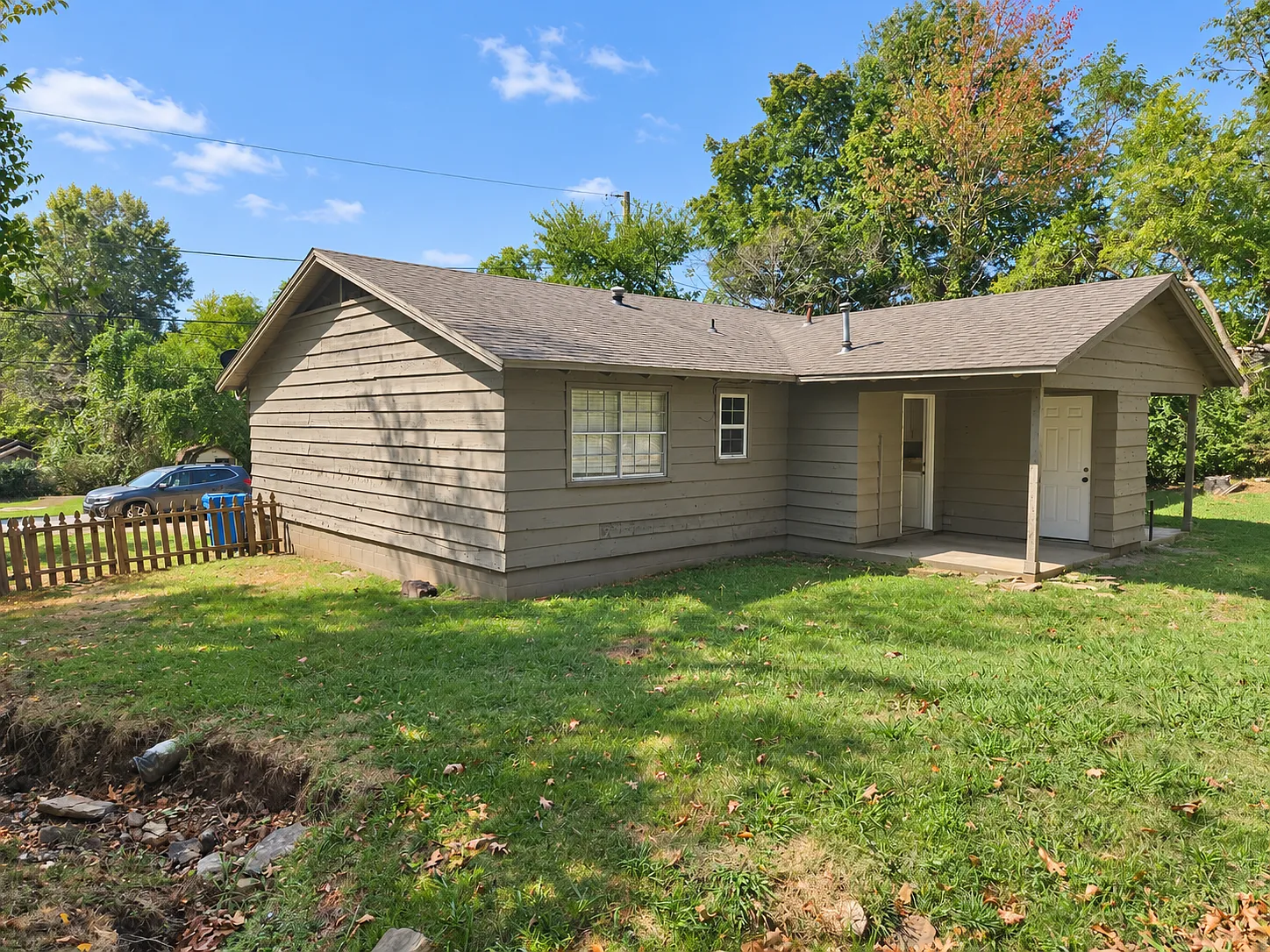 2 bed, 800 sqft, $1,400 — Photo 2