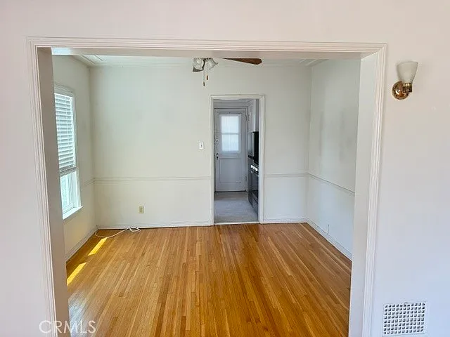 1 bed, 982 sqft, $2,500 — Photo 4