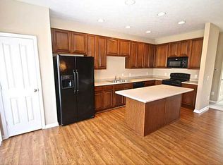 6334 Central Blvd, Whitestown, IN 46075