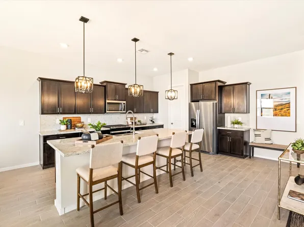 Lennon Plan, Paloma Creek - Signature Series