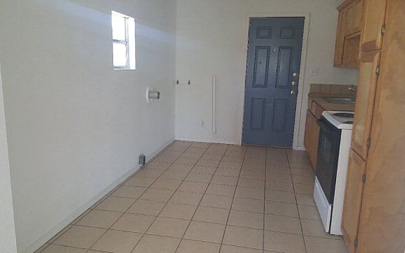 3rd image of 310 W Blucher St
